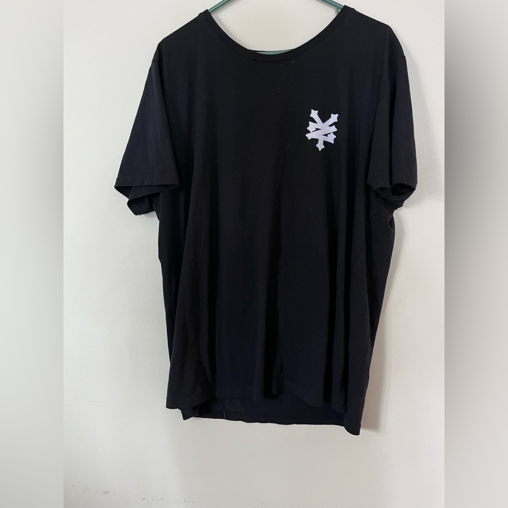 Zoo York womens xxl tshirt - runs large​​